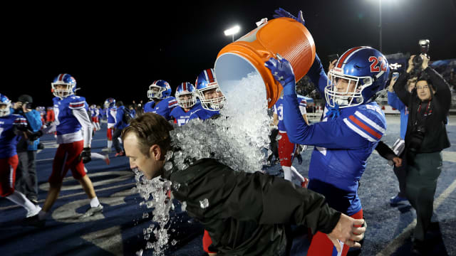 Folsom 28, PIttsburg 25 by Dennis Lee NorCal D1-A 12-02-2023120220232 (2)